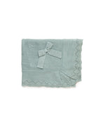 LIN SHAWL WITH DIAMOND PATTERN AND A RUFFLE 