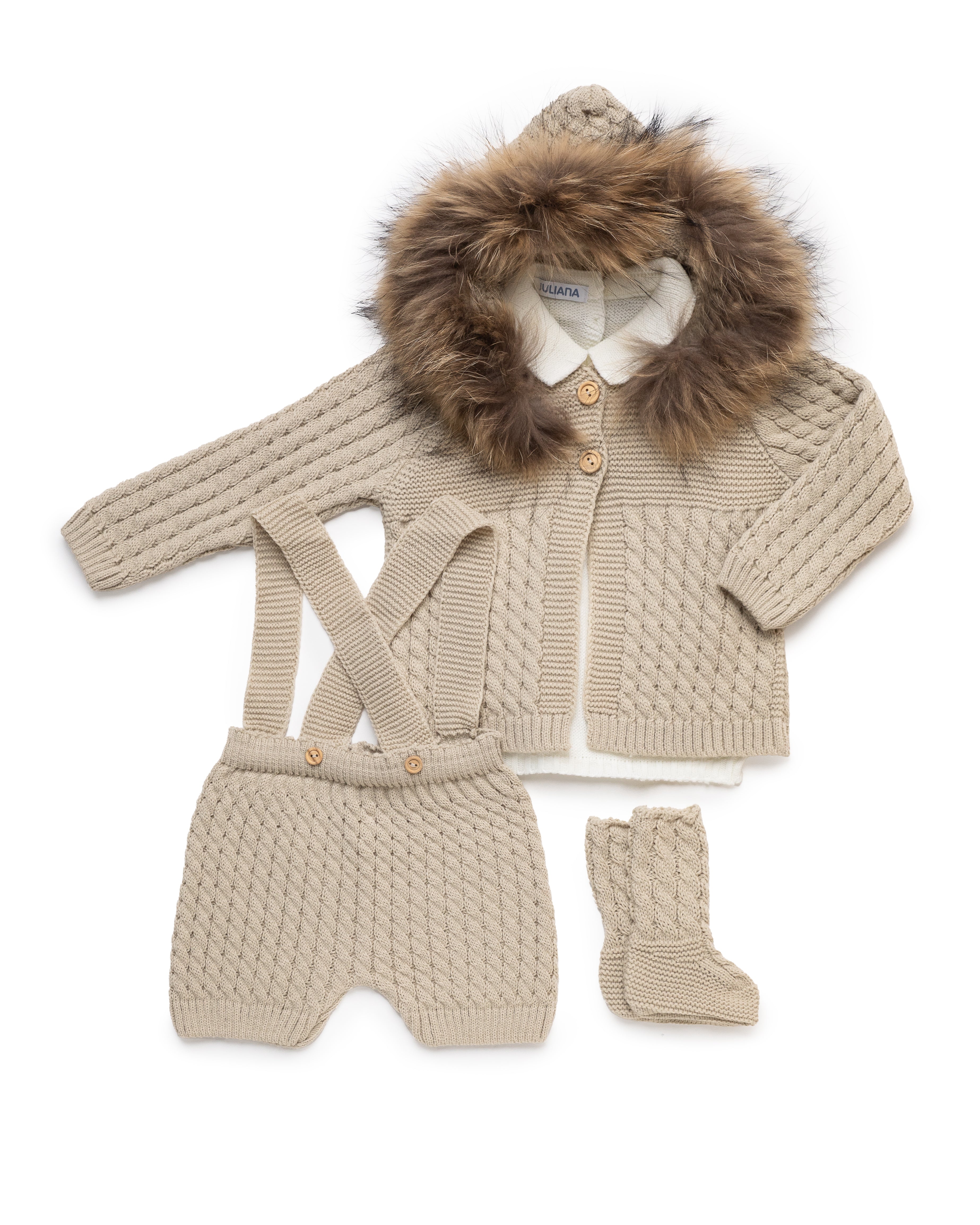 SALOPETTE IN MAGLIA CON GIACCA A TRACOLLA E STIVALI