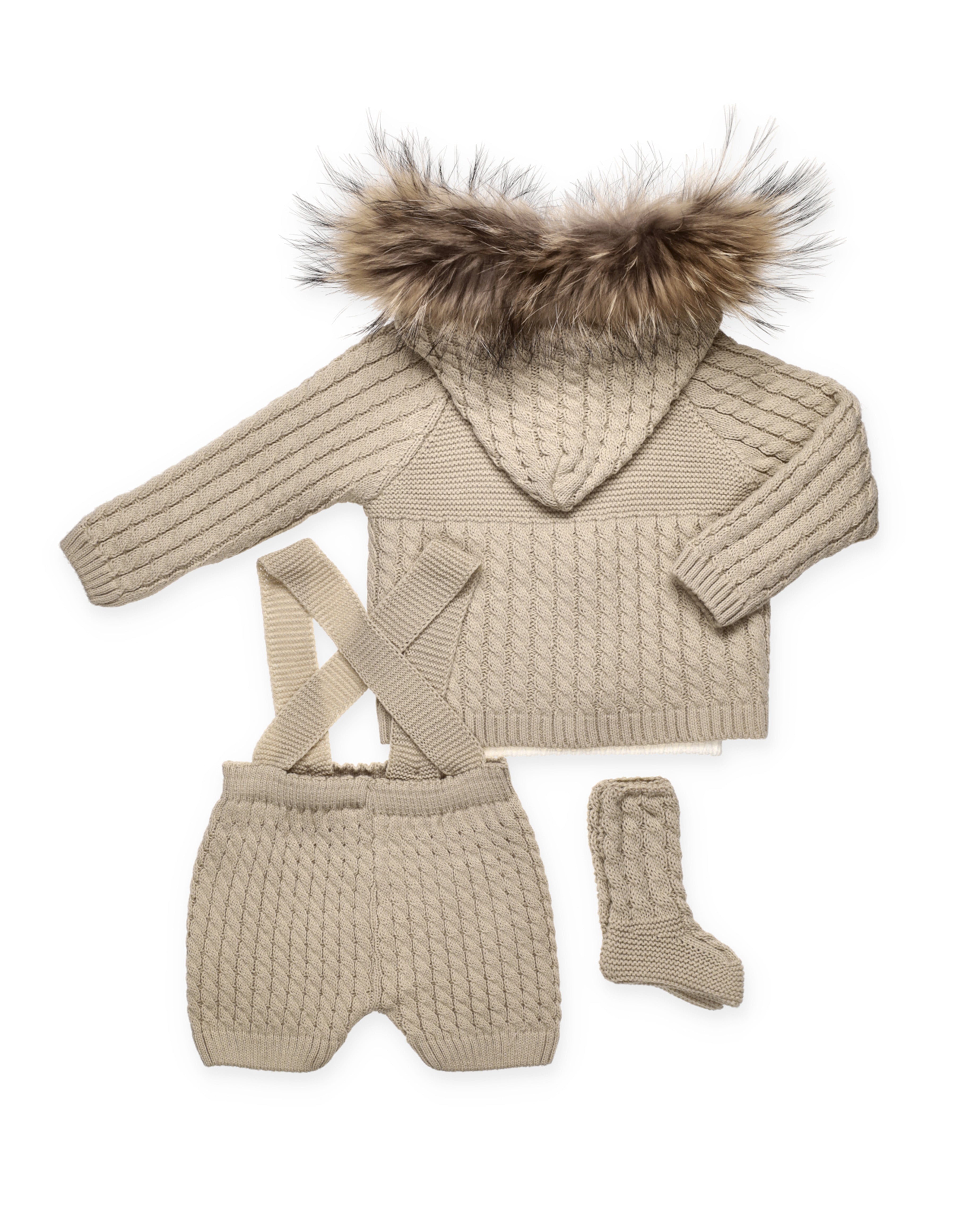 SALOPETTE IN MAGLIA CON GIACCA A TRACOLLA E STIVALI