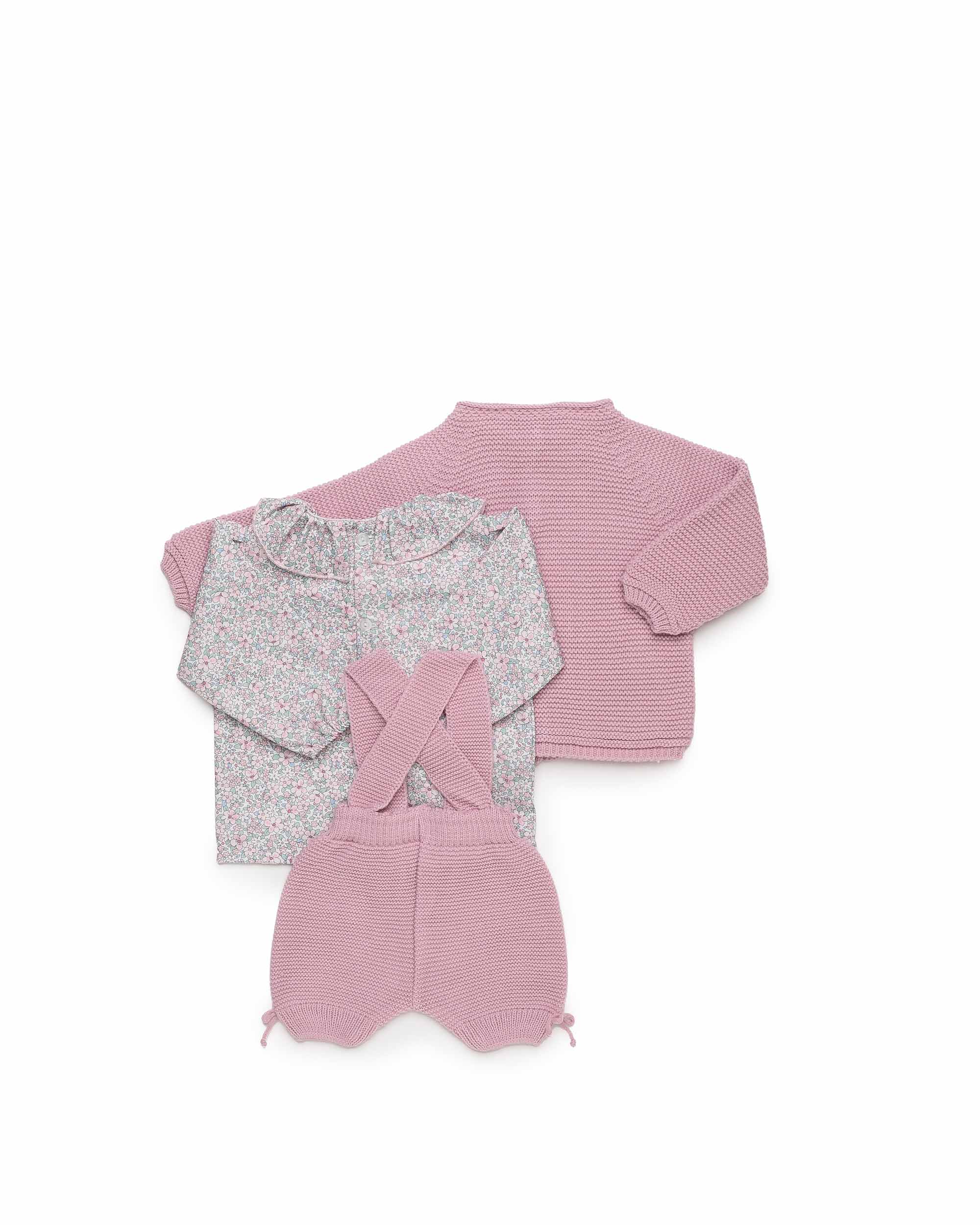 PETO PUNTO LIN CON CHAQUETA PUNTO Y CAMISA