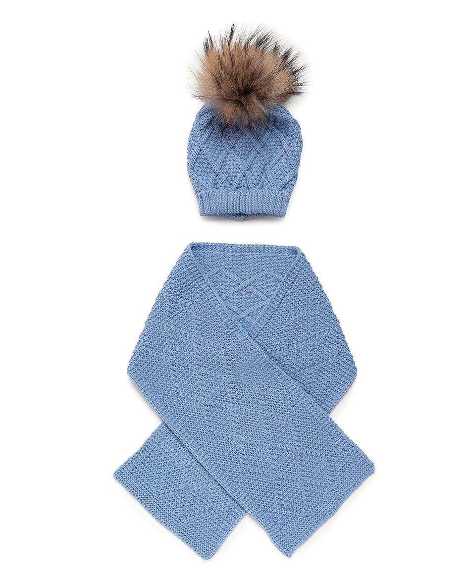 KNITTED SCARF WITH DIAMOND PATTERNS 