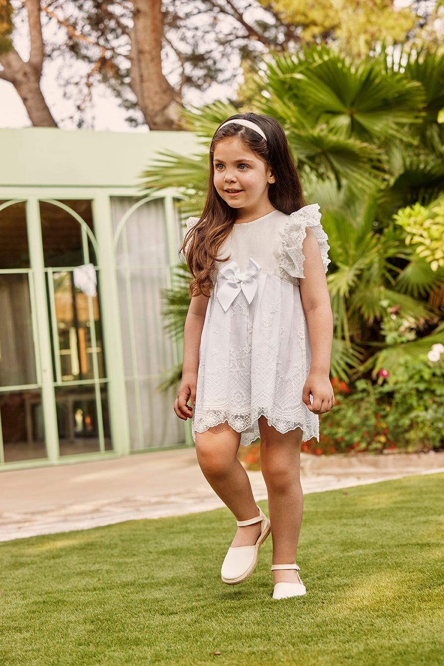 LACE DRESS WITH DECORATIVE LACE TRIMS 