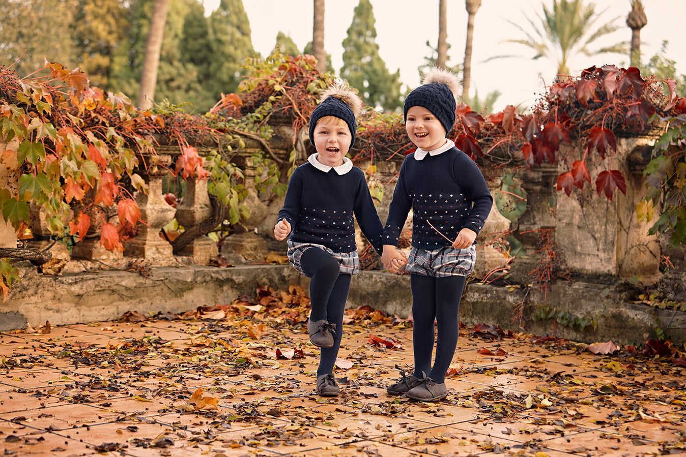 SET DI PANTALONI A QUADRI CON STELLE