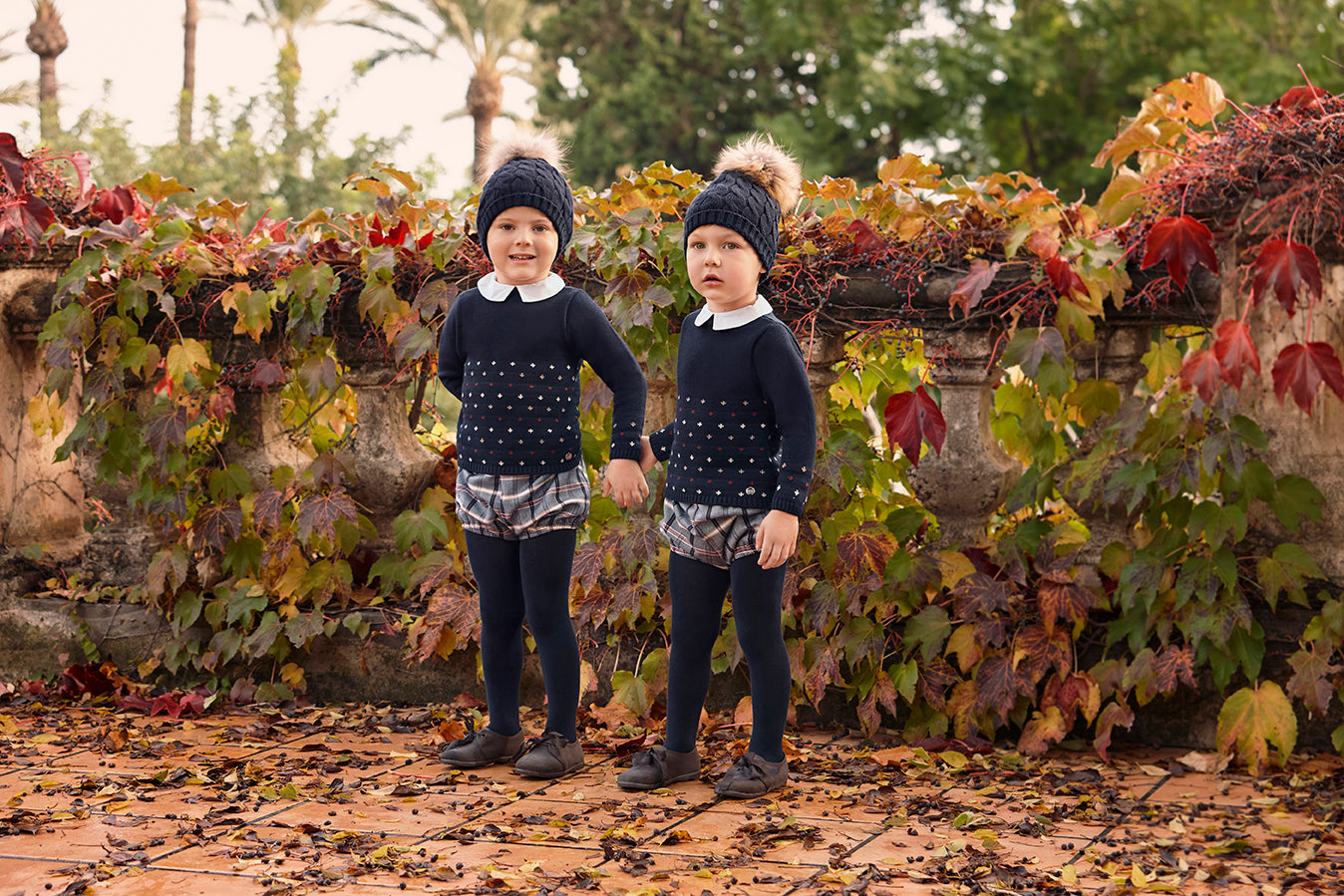 SET DI PANTALONI A QUADRI CON STELLE