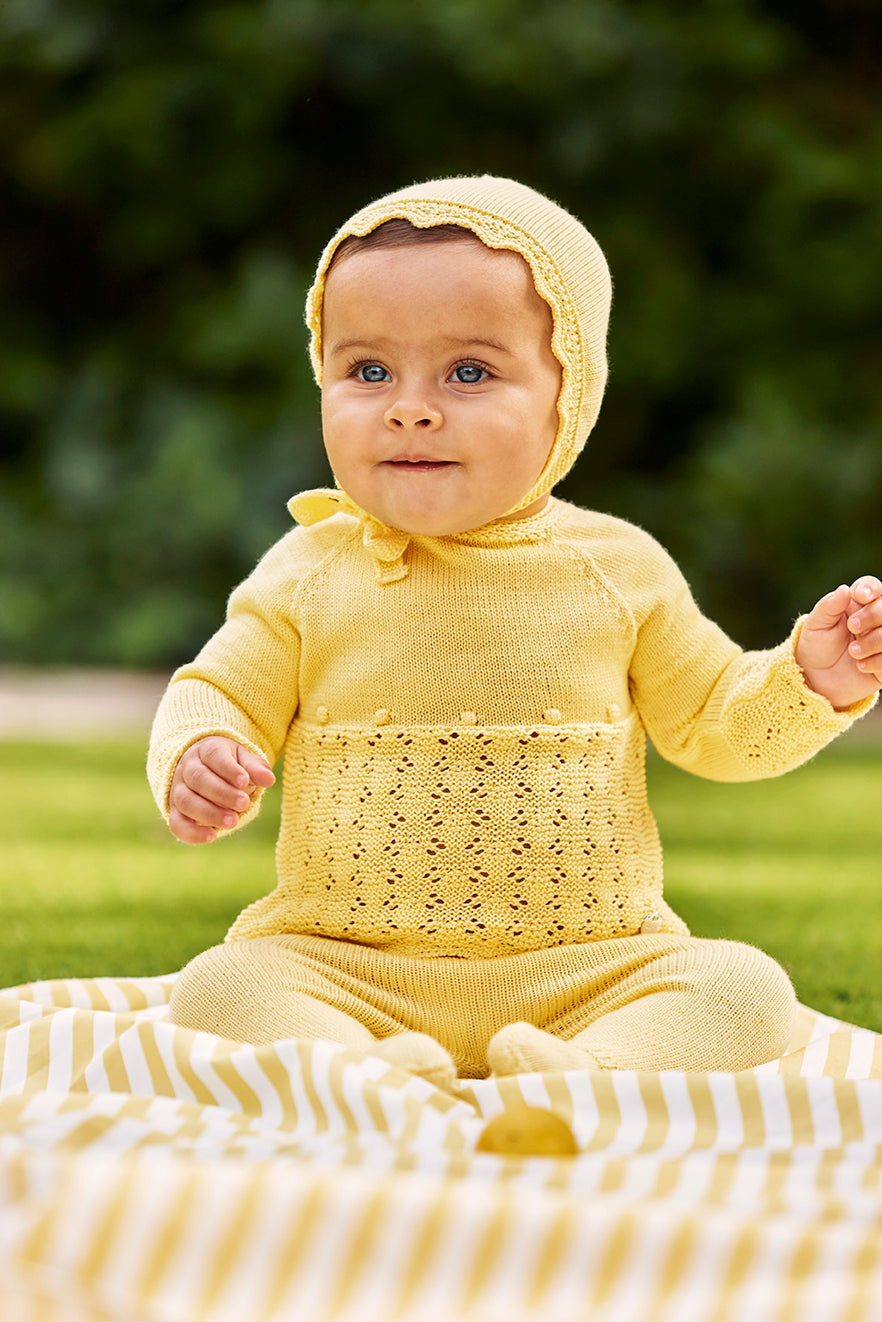 3-PIECE BABY SET WITH OPENWORK YOKE AND BOBBLE DETAILS 