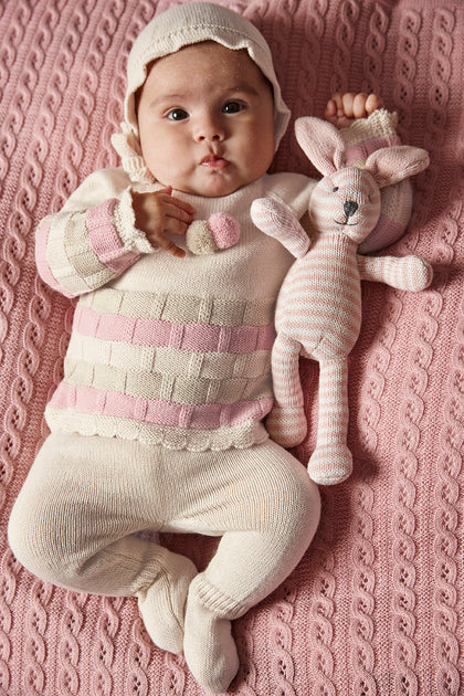 KNITTED 3-PIECE BABY SET WITH MULTICOLOURED CHECK PATTERN 
